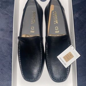 GEOX women Shoes Size 40 Black NEW